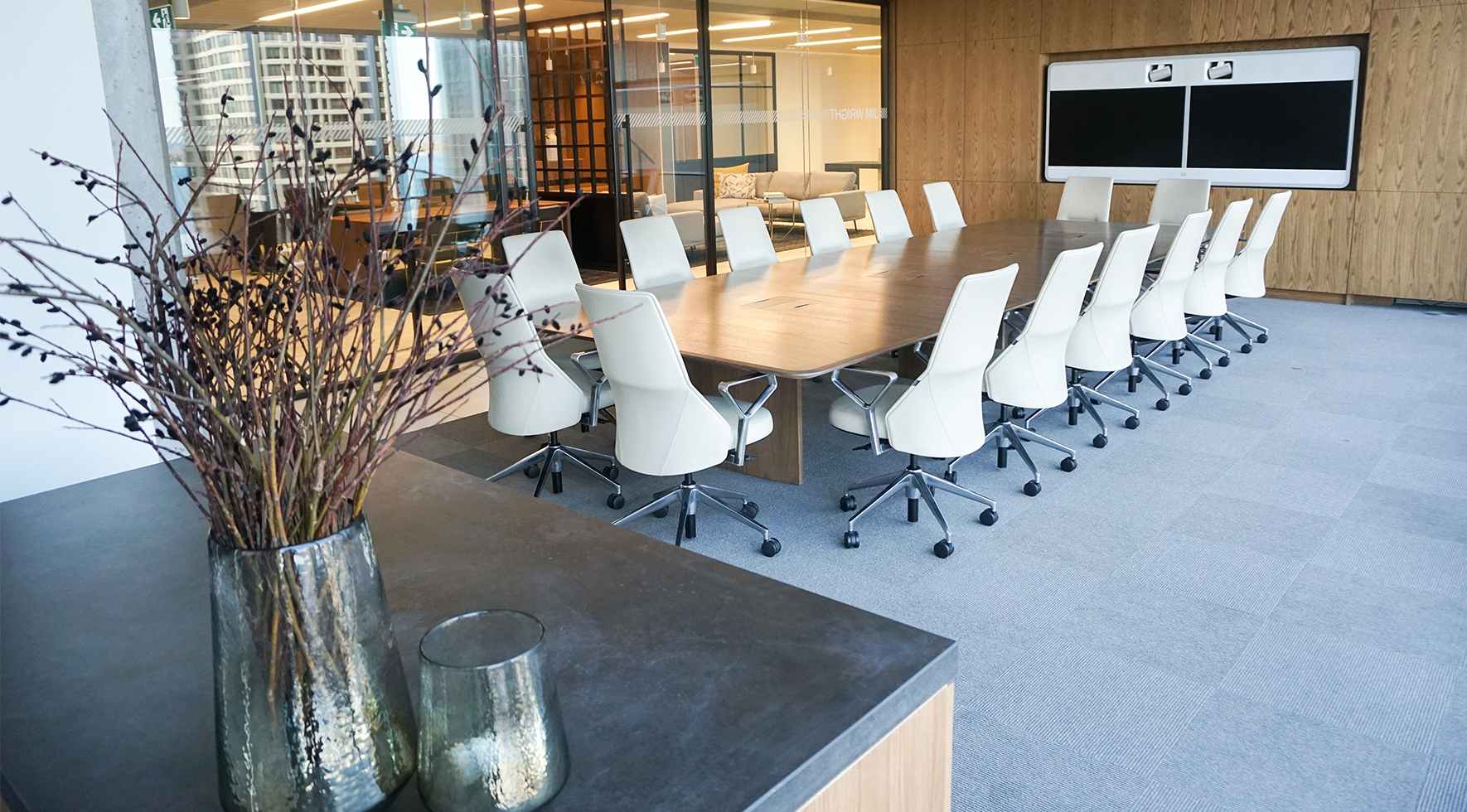 POI-BK-Boardroom(2)