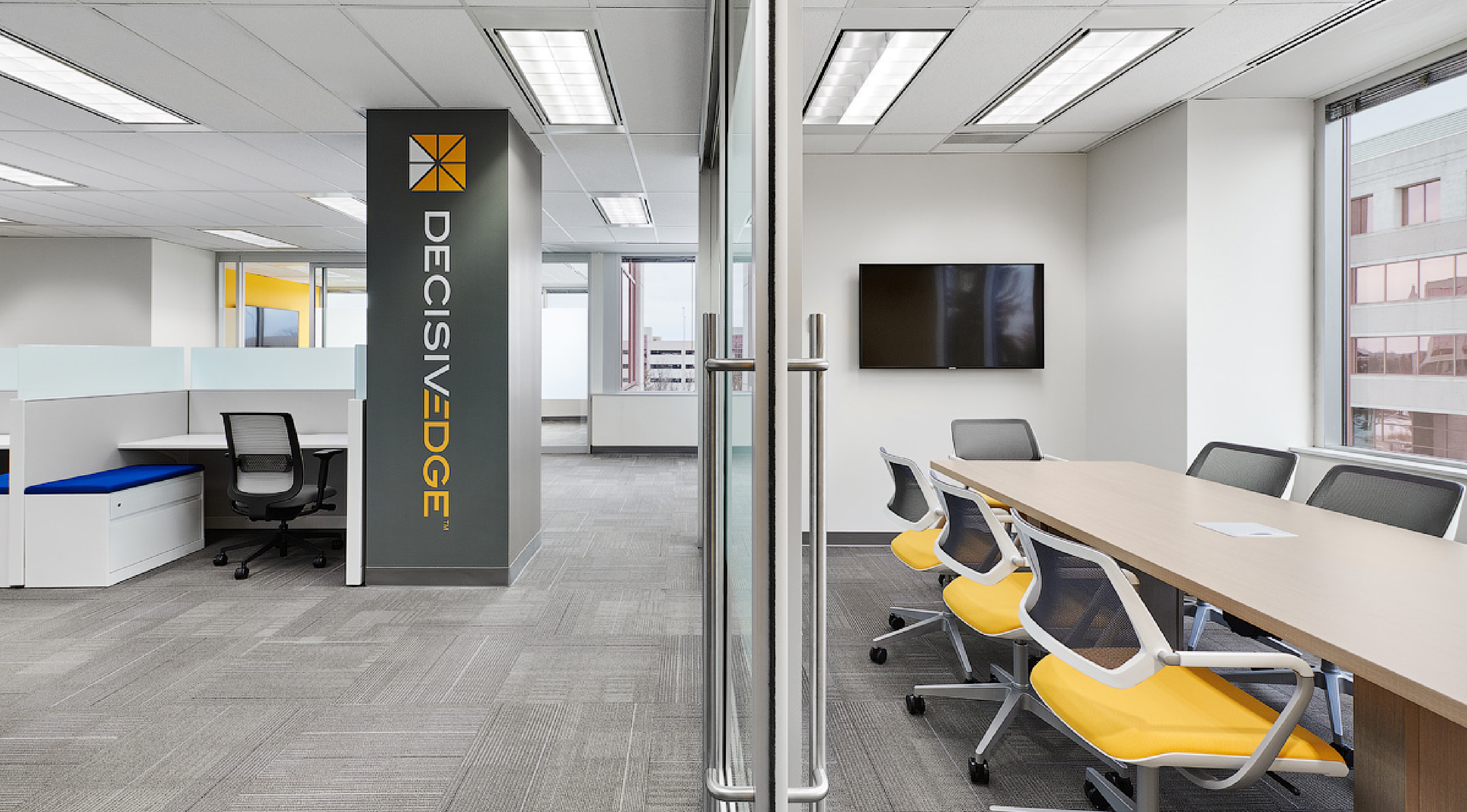 Modern ergonomic office workstations at Decisivedge